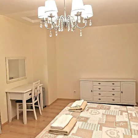 Dream Stay - Bright 1Bdrm Apartment Next To Town Hall Square * טאלין